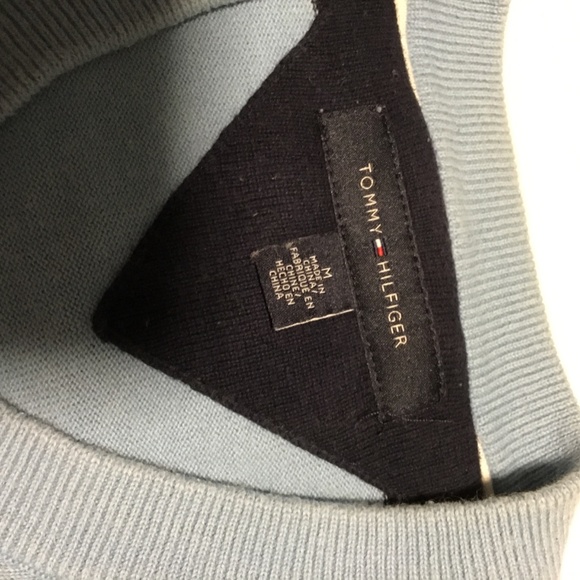 Tommy Hilfiger - Picture 2 of 4